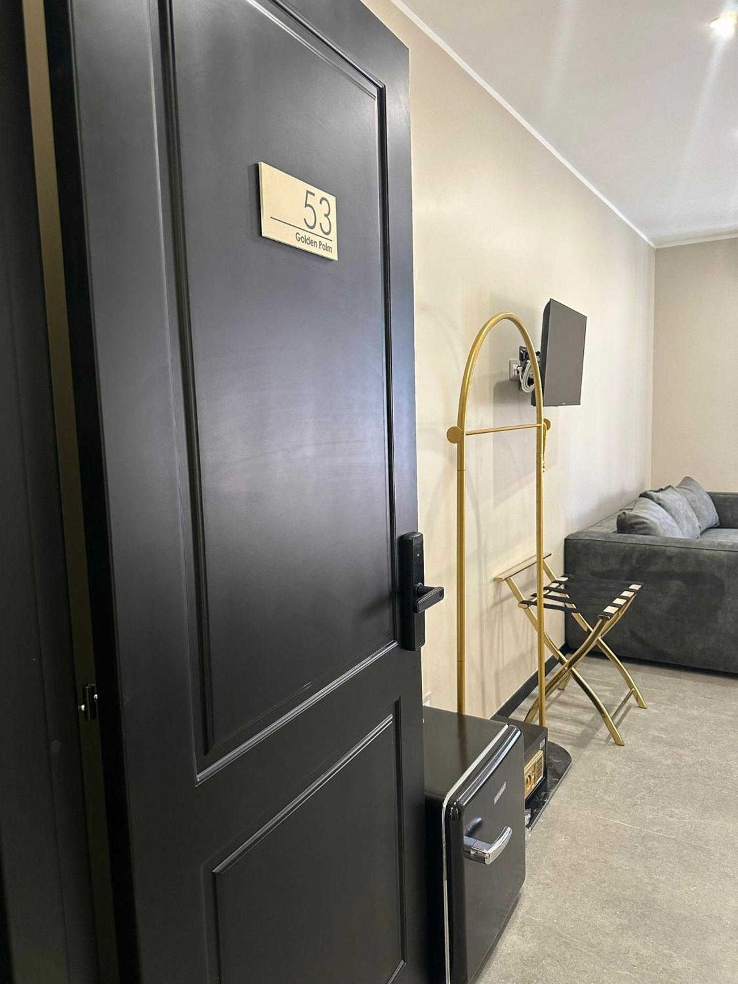 Golden Palm B&B バーリ エクステリア 写真
